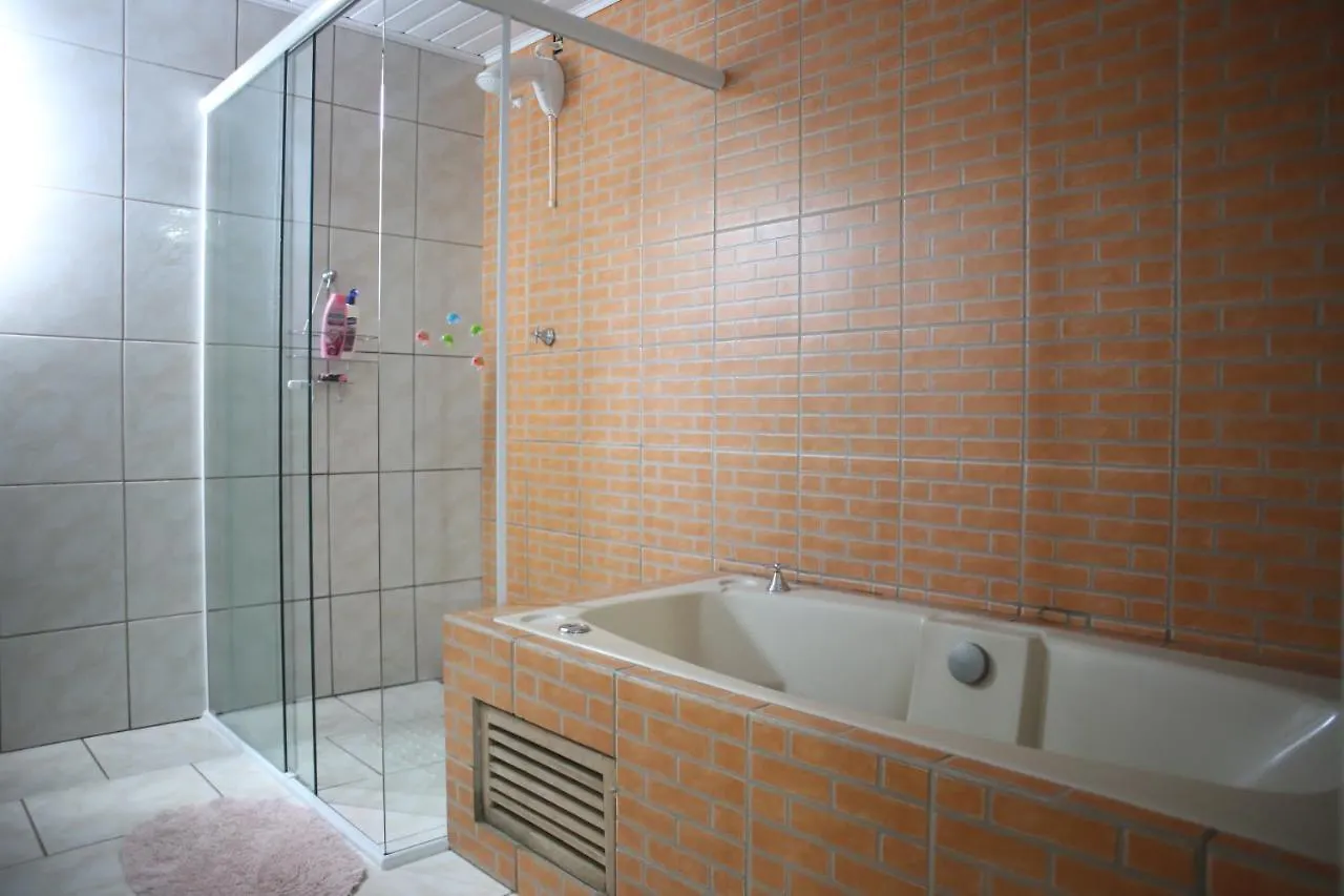 Gastaldon Suite Chapeco Homestay