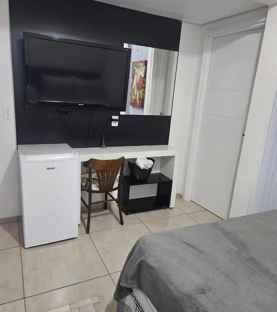 Quarto em Acomodações Particulares Gastaldon Suite Chapecó